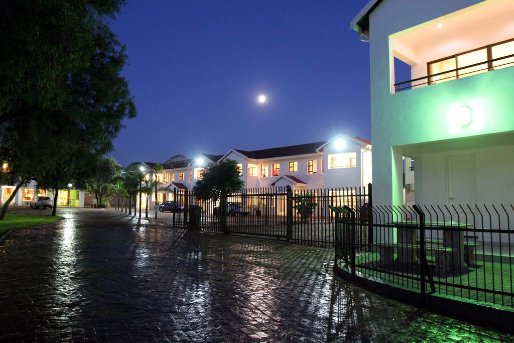 Casa Bianca Guest Lodge Hartbeespoort Luaran gambar